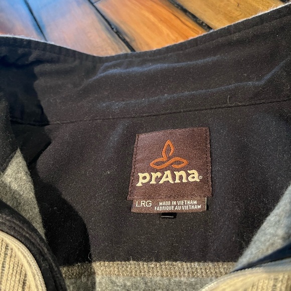 Prana sweater - Picture 10 of 11